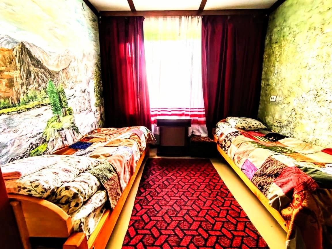 Laila Guest House Mestia Kültér fotó