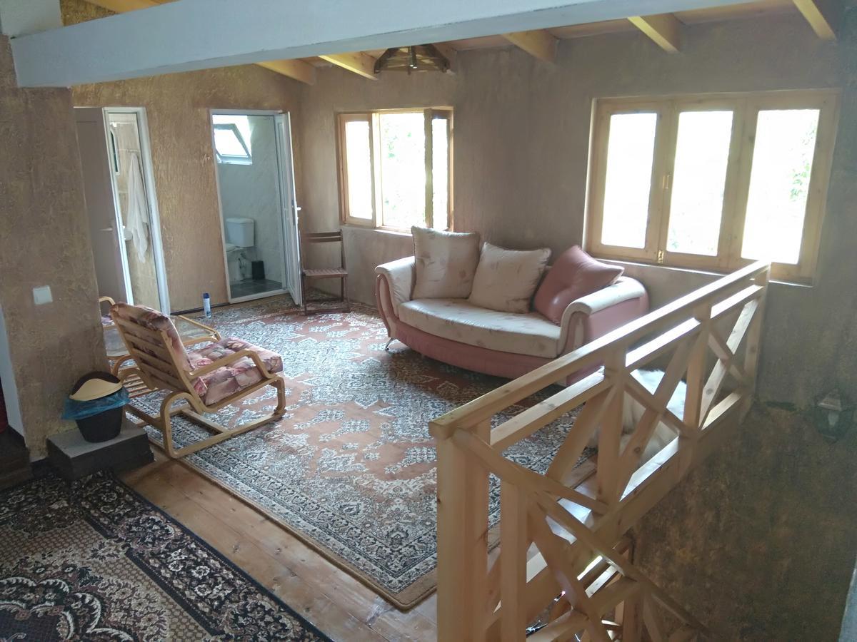 Laila Guest House Mestia Kültér fotó